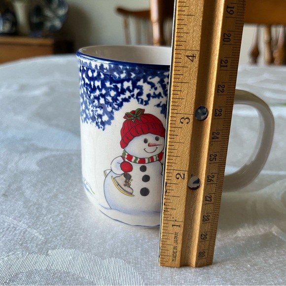4 pc Place Setting “ Snowman” Design - Thompson Pottery - Like New - Picture 9 of 9
